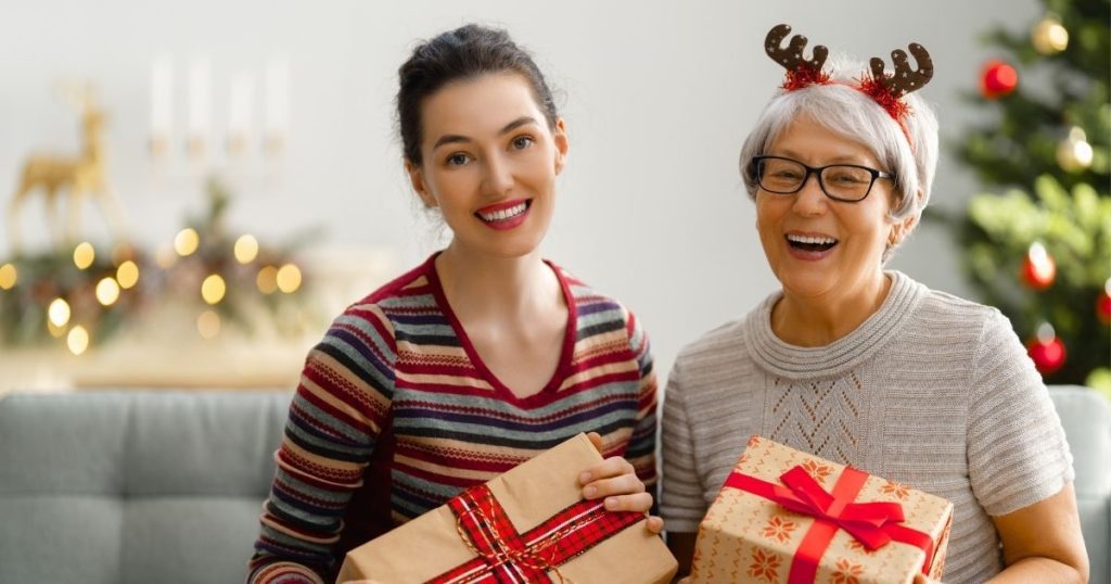 Spending time with seniors during the holidays is one way to help with depression.